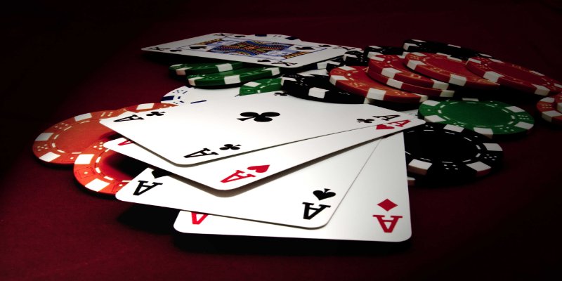 Phỏm - Game bài chơi đơn giản hấp dẫn 